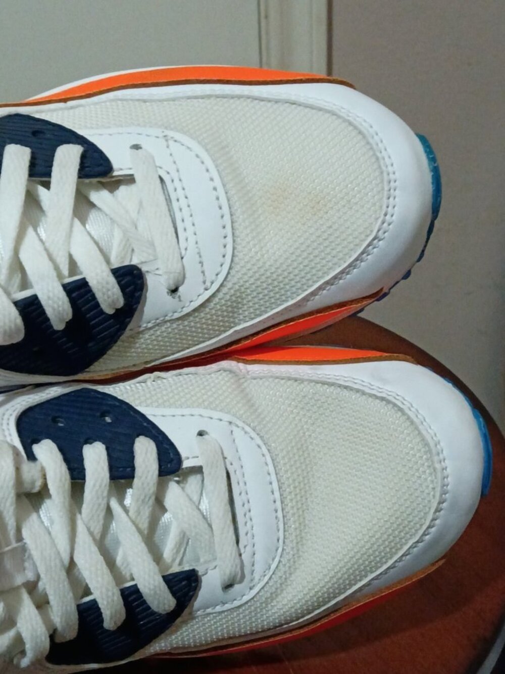 Men's Size 8 Nike Air Max 90 White Photo Blue Total Orange Lace Up AJ1285-104 - Picture 13 of 13